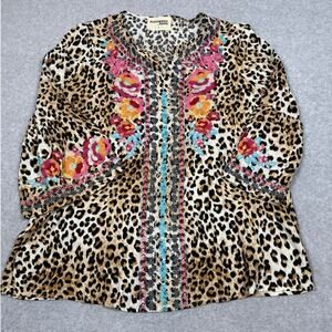 Savannah Jane Womens Size L Tunic Leopard Embroidered Blouse